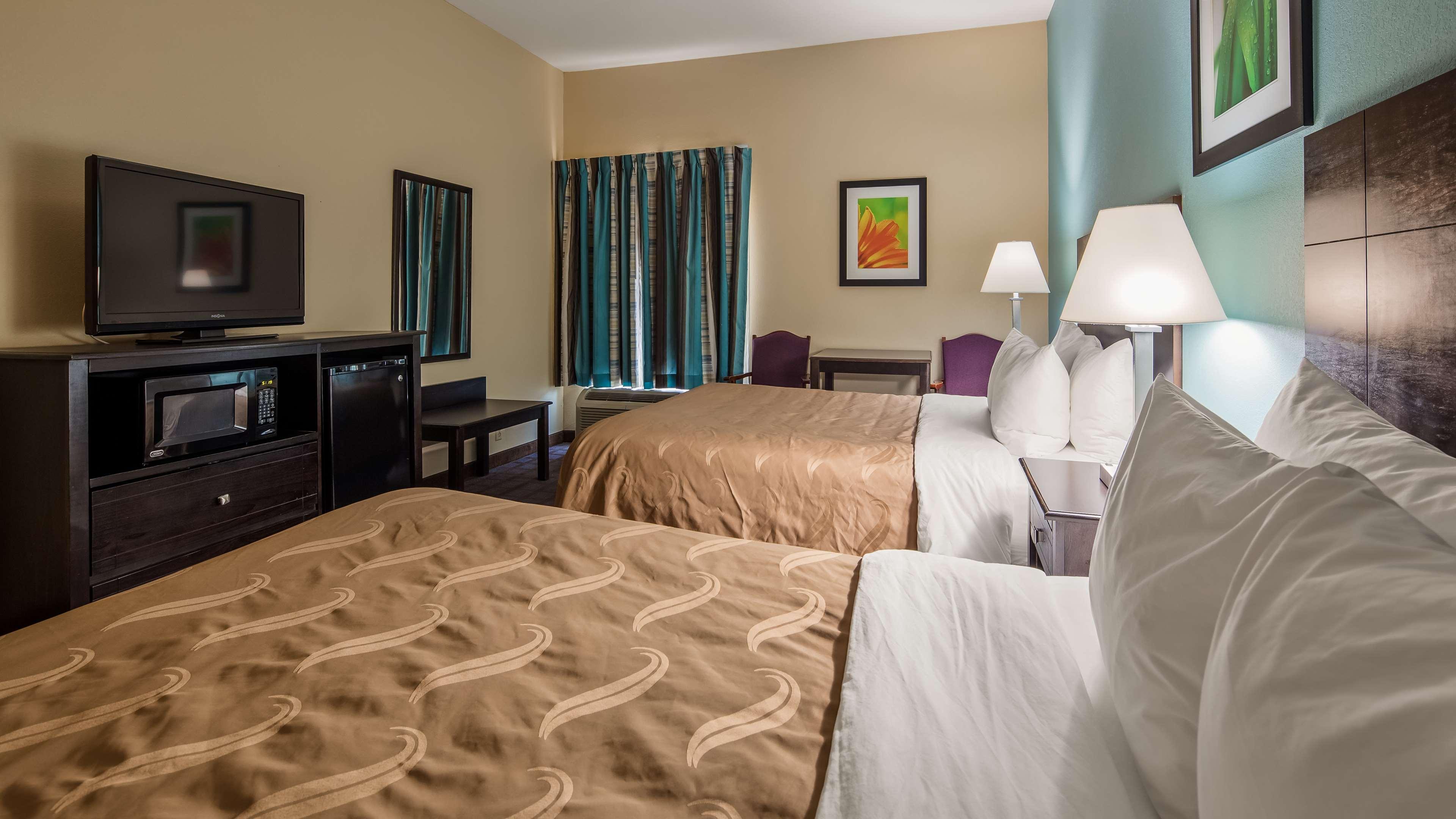Surestay Plus Hotel By Best Western Blue Springs Bagian luar foto