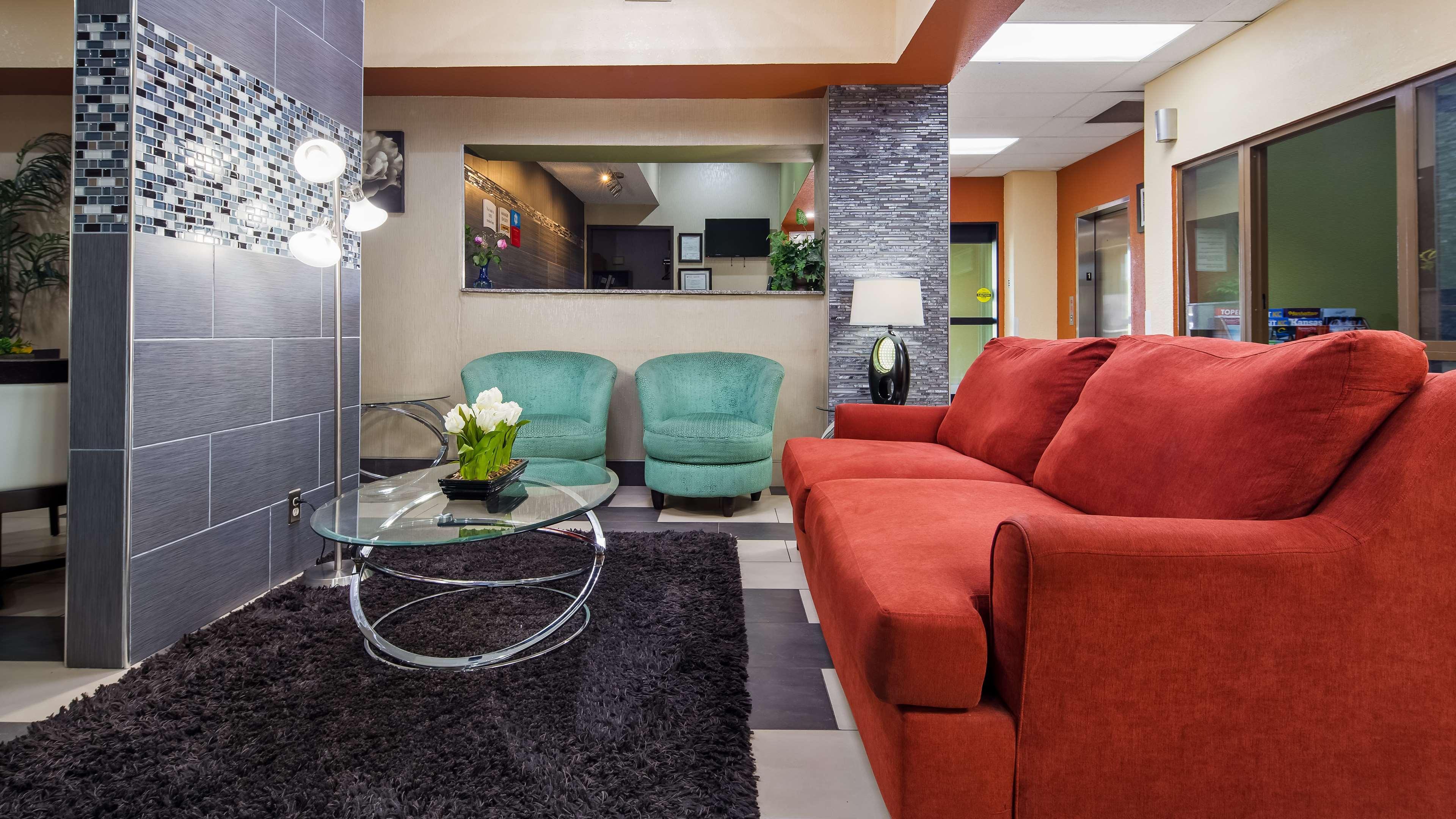 Surestay Plus Hotel By Best Western Blue Springs Bagian luar foto