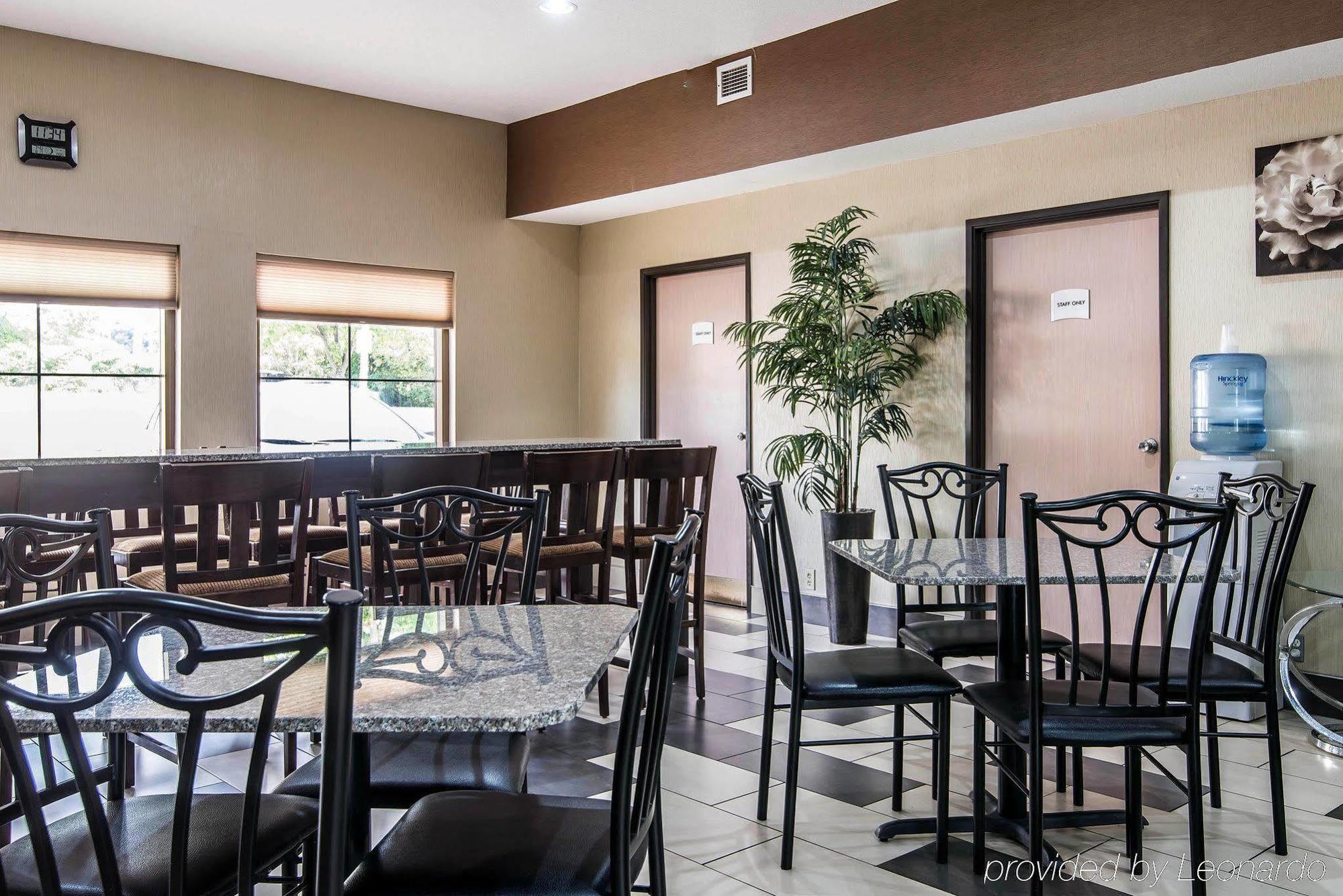 Surestay Plus Hotel By Best Western Blue Springs Bagian luar foto