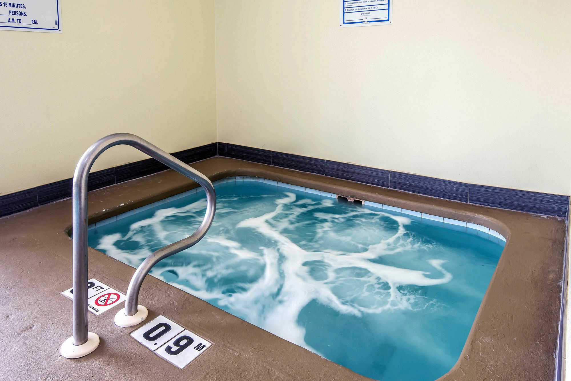 Surestay Plus Hotel By Best Western Blue Springs Bagian luar foto